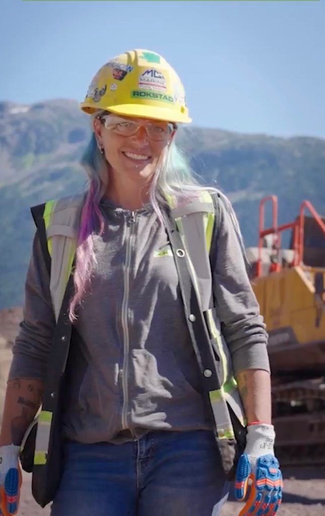 why kristy robinson loved working above the clouds on the coastal gaslink pipeline 1