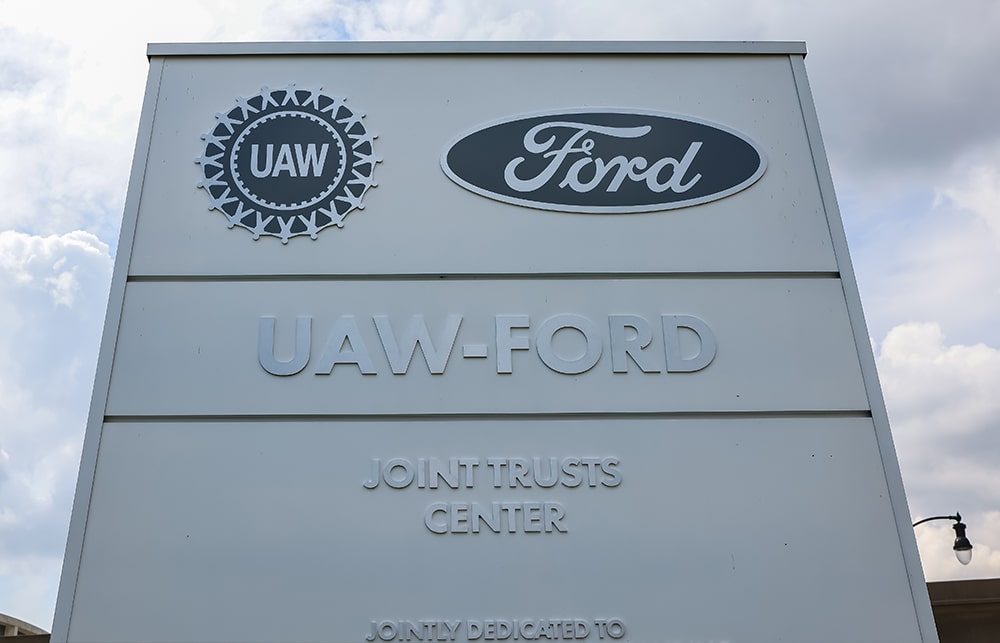 UAW Ford