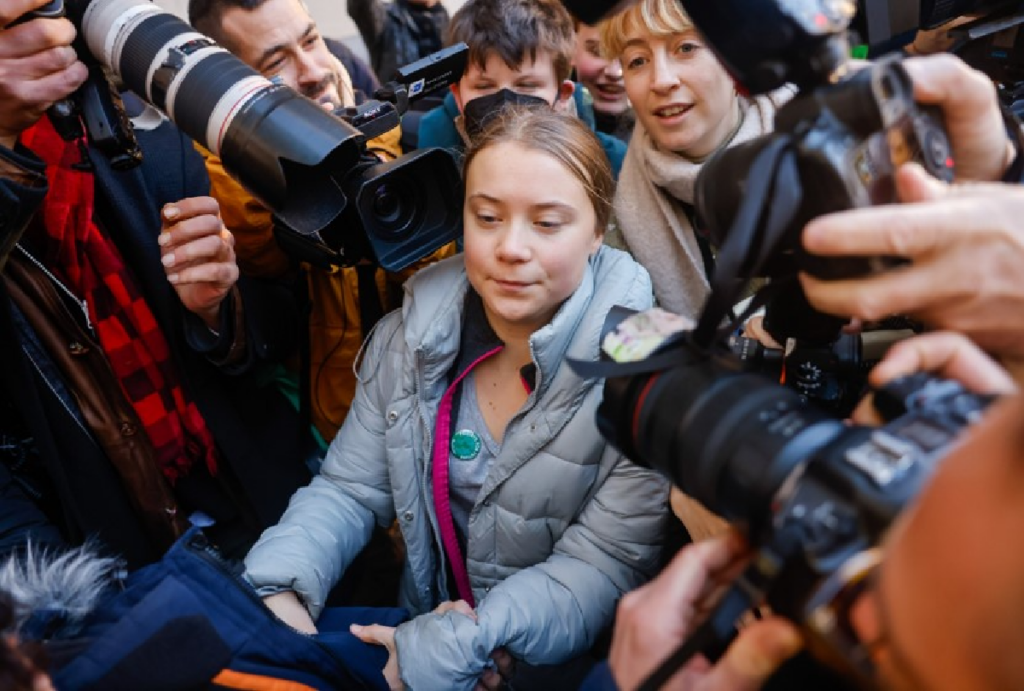 greta thunberg london court 1200x810