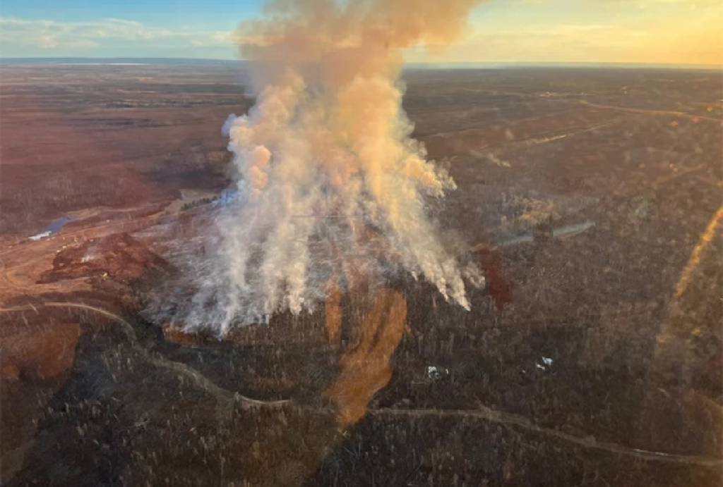 wildfire oilsands april 2024 1200x810