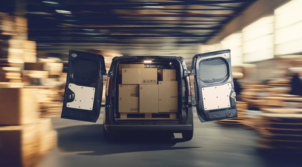 Renault Trafic E-Tech Electric Van 